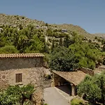 La Font - Trias Semesterbostad