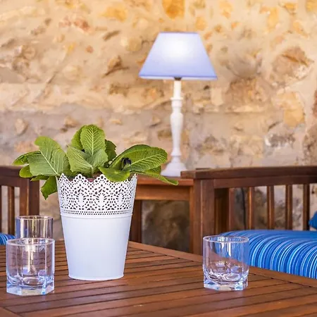 La Font - Trias Hébergement de vacances *